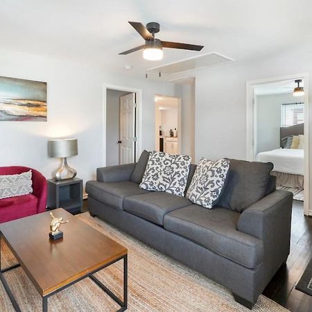 Cozy Heights 2 Bd Bungalow, Walkable 休斯敦 外观 照片