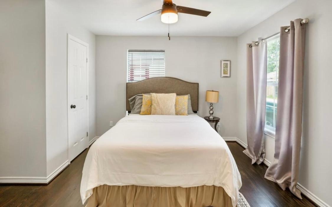 Cozy Heights 2 Bd Bungalow, Walkable 休斯敦 外观 照片